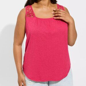 Torrid Cherries Jubilee Knit Square Neck Lace Inset Tank in Size 2 (18/20)